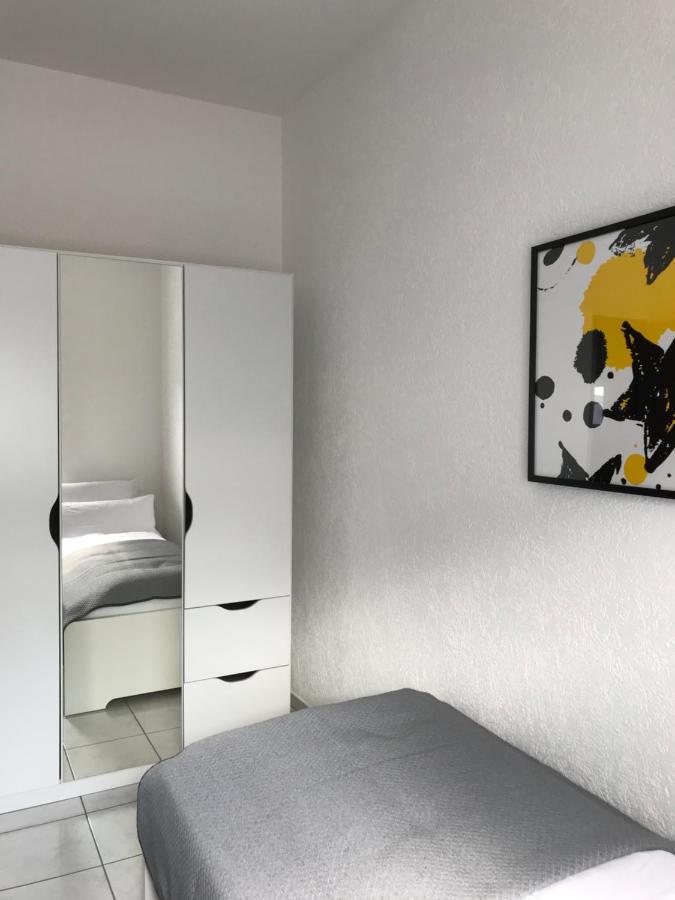 Xxl Apartment Sinsheim Exteriör bild